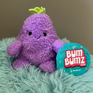 BRAND NEW EGGPLANT BUM BUMZ SIZE 4.5”! NWT. SMOKE FREE HOME!